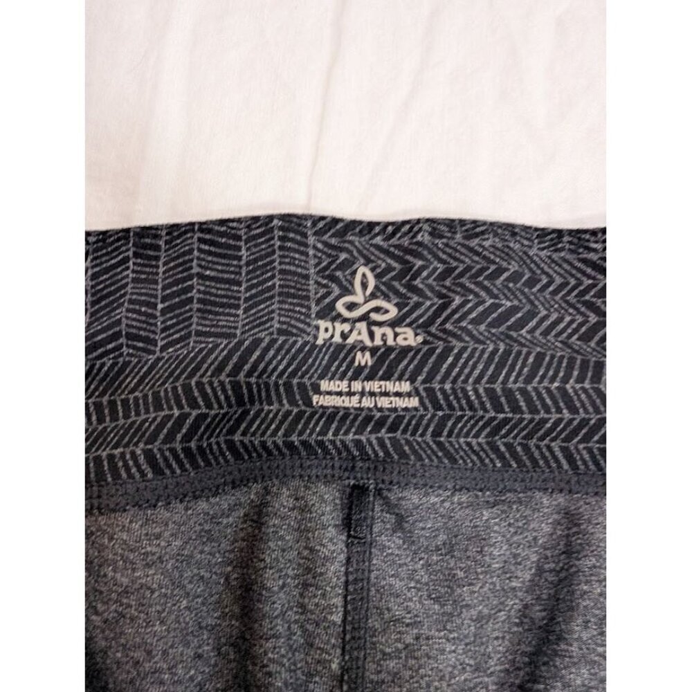 Prana Leggings Womens Medium Black Gray Geo Print Activewear Athletic Outdoor T3 - Picture 4 of 8